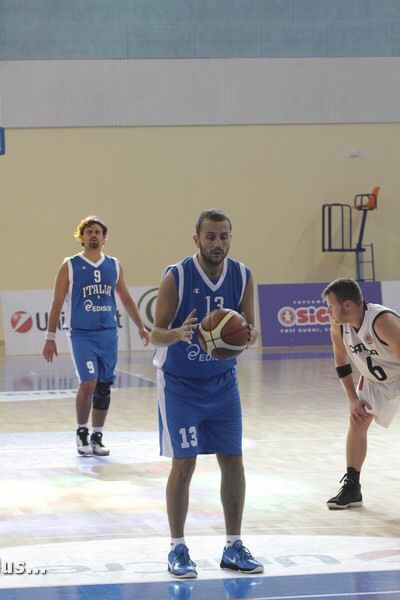 110918 basket 184_tn.jpg